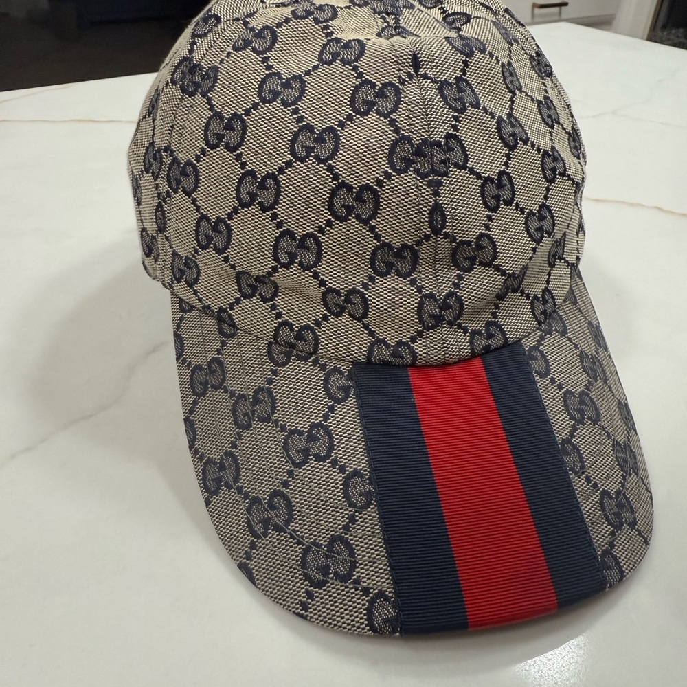 GUCCI GG Canvas Baseball Hat w/ Web – Blue – Size M – Authentic